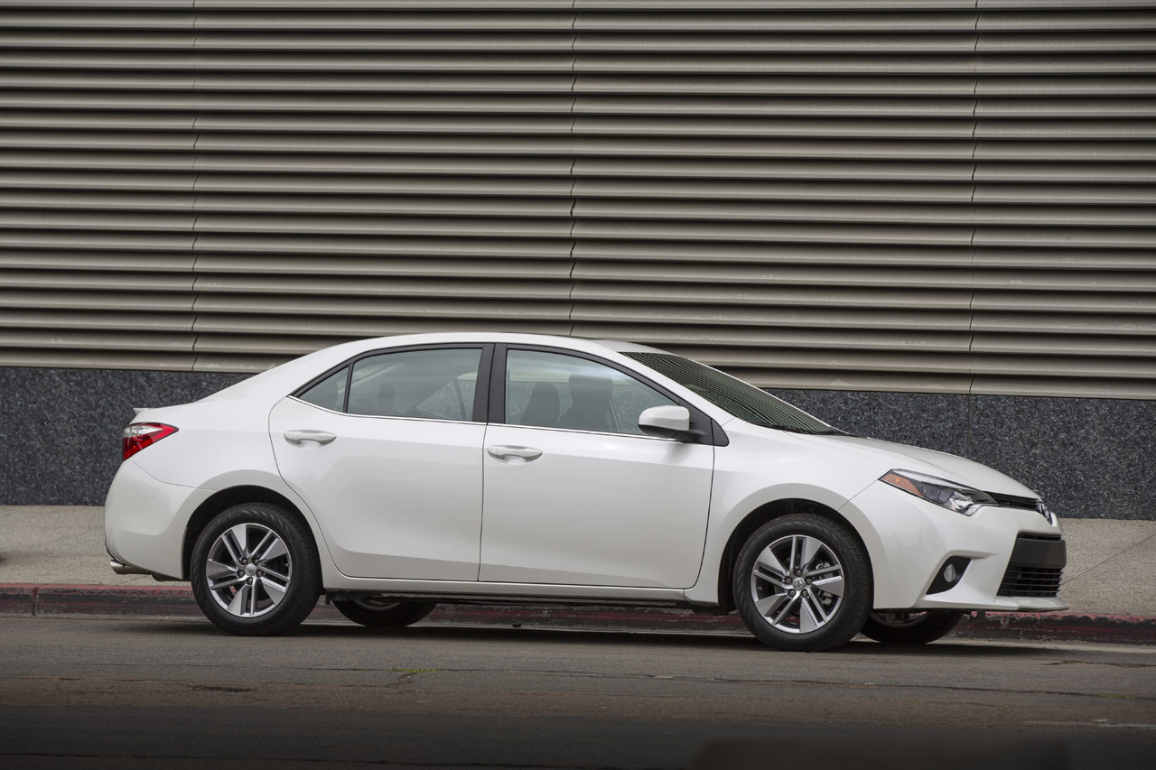 Toyota Corolla 2014 Lexus